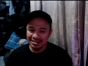 Manwhorevlady preview thumbnail