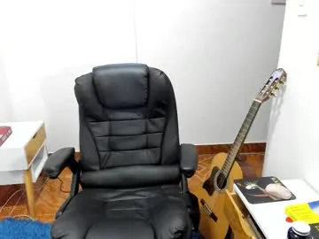 Maxi_alcantara preview thumbnail