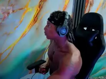 Maxmuscle10 live cam preview