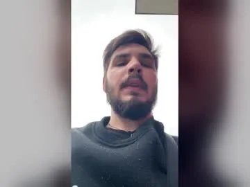 Molodoi_27 live cam preview