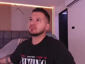 Mr_mikee_ live cam preview