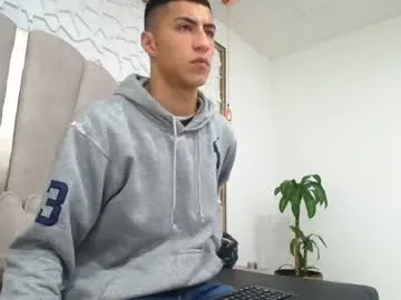 Mr_porn_9 live cam preview