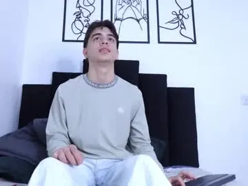 Noah_loveboy live cam preview