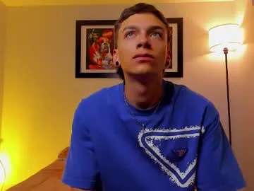 Noahh_sky live cam preview