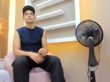 Oliver_blanc preview thumbnail