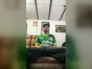 Panthers_room live cam preview