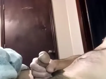 Pussyluver520 live cam preview