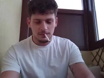 Roberto_twink1 live cam preview