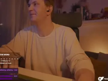 Rocketbunnyxxx live cam preview