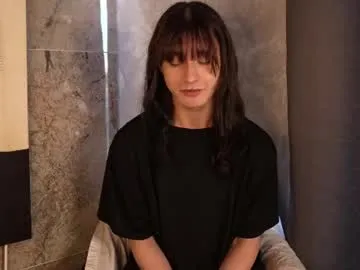 Savethismoment live cam preview