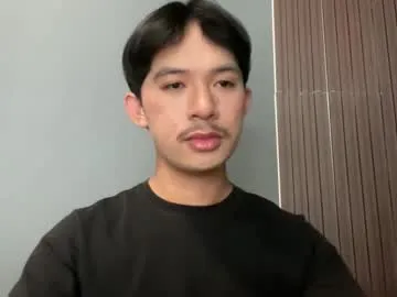 Sweetguy102103 live cam preview