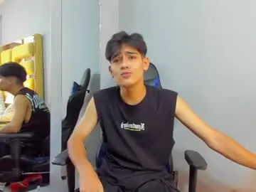 Taylercruz live cam preview