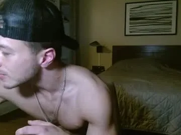 Thelincolngrey live cam preview