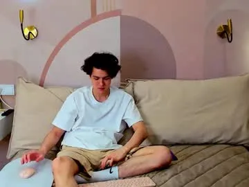 Travisrivas fan club preview