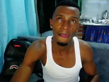 Tyler_ebano live cam preview