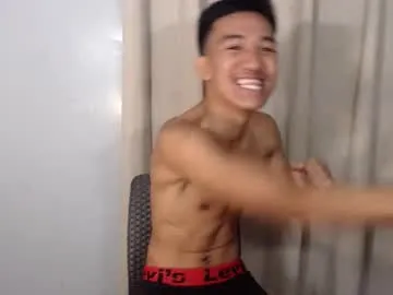 Tylerwatson22 live cam preview