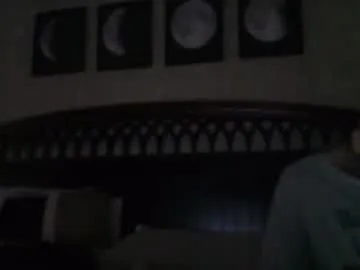 Untuchabl1 live cam preview