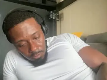 Urbandick5 live cam preview