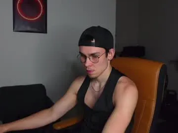 Zack_huddle live cam preview
