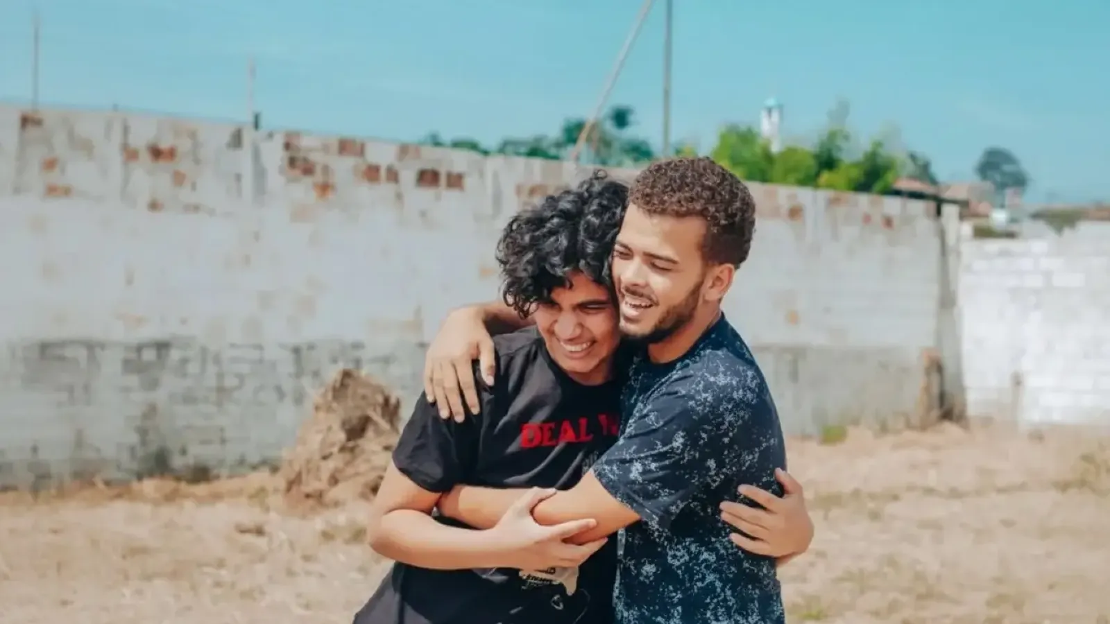 What Is a Metamour? Learn to Love Your Lover’s Lover